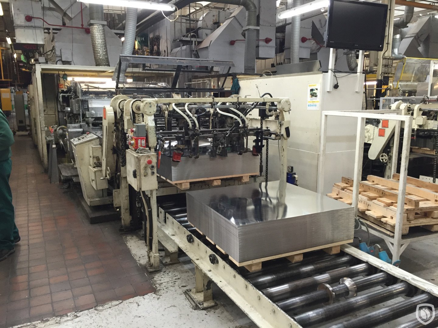 LA05 - feeder and coater