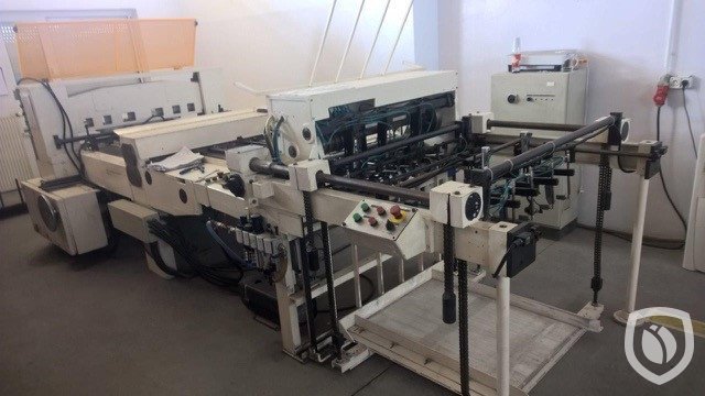 Blema scroll slitter