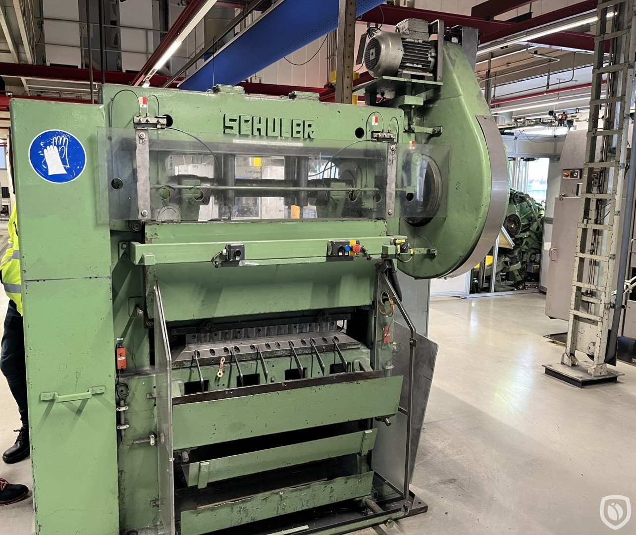 Schuler scroll shear