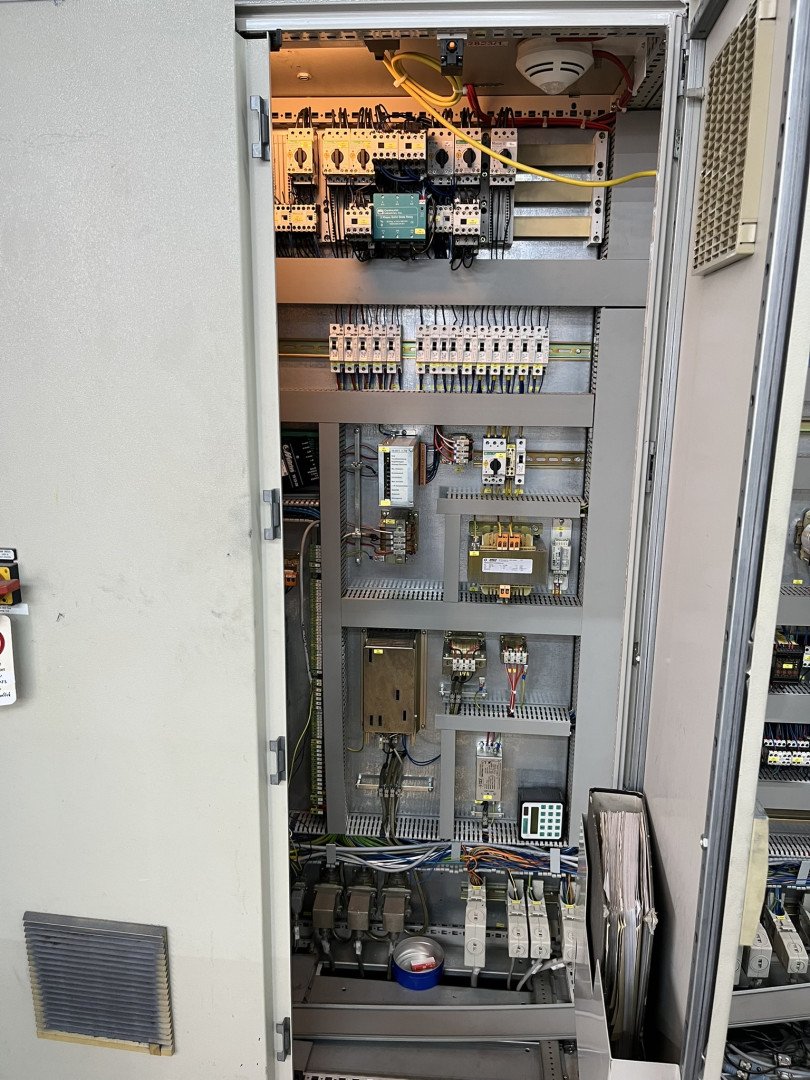 control cabinet 1-2