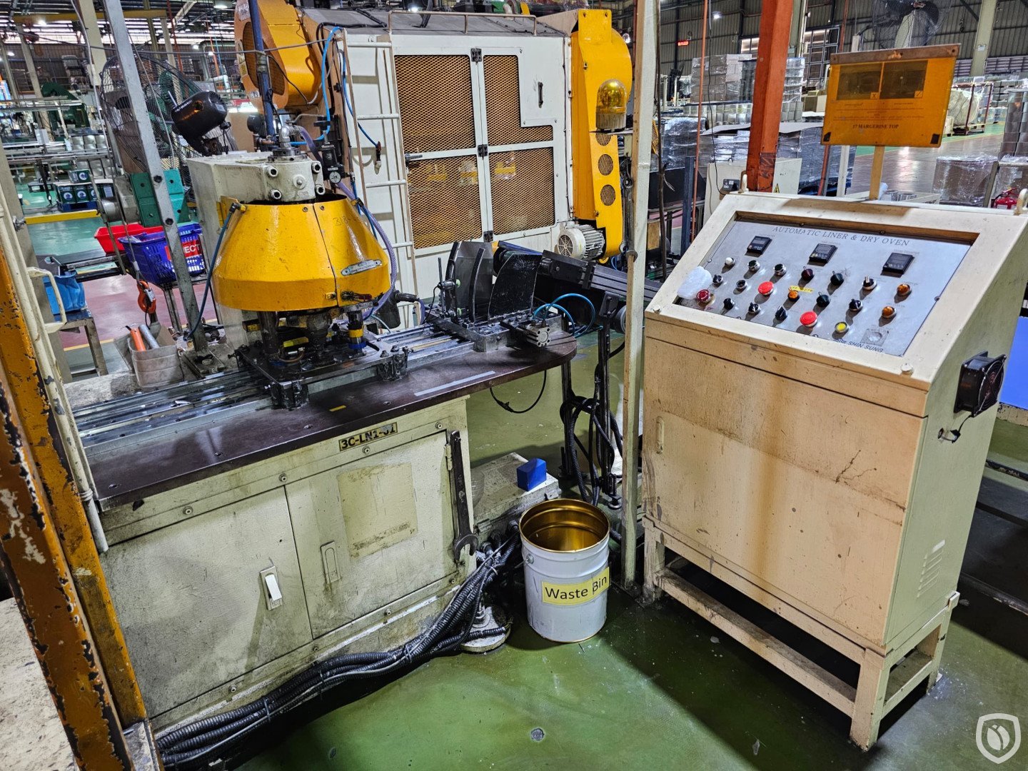 curler and rotary liner